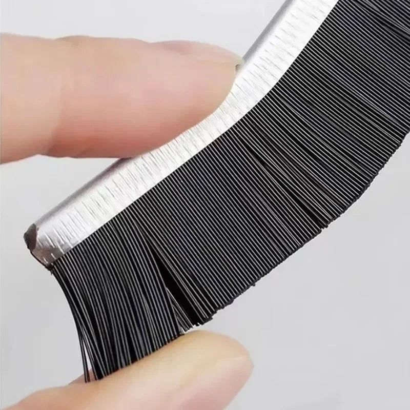 EdgeReach Precision Crevice Brush.